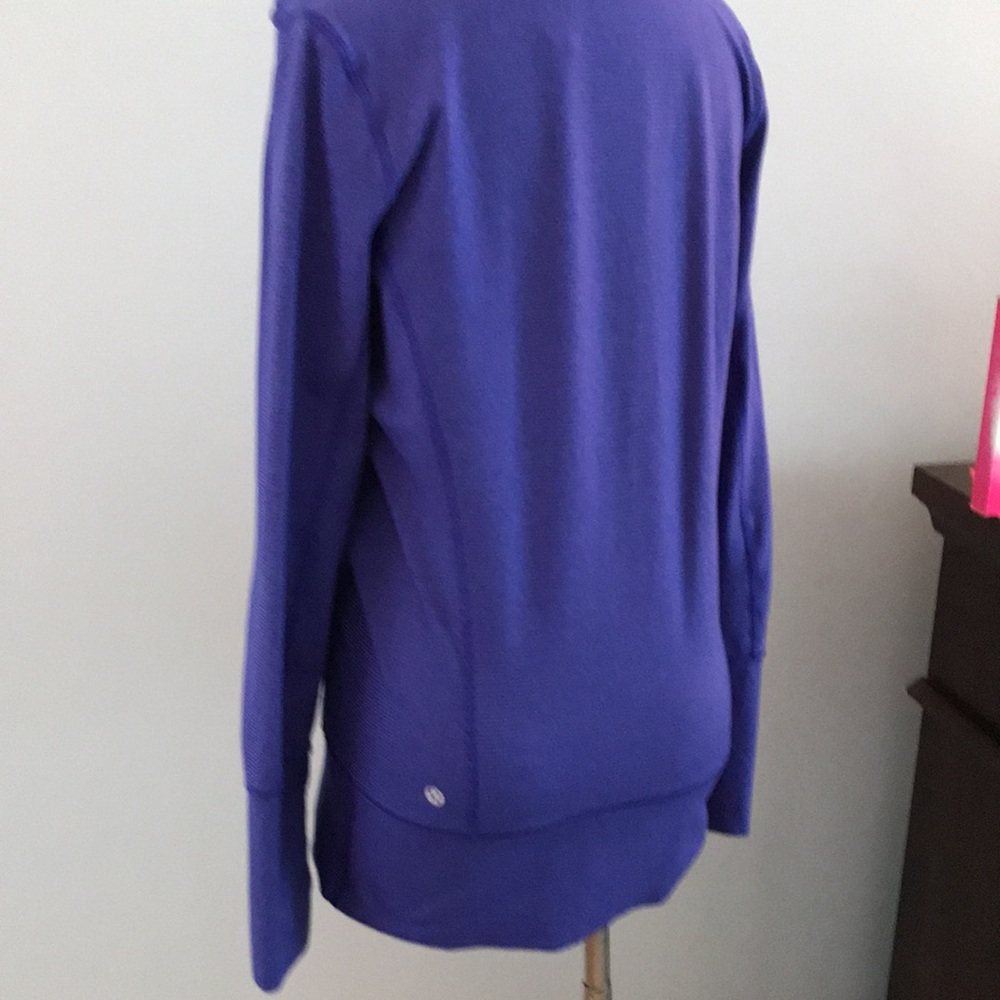 $138 Lululemon In Stride Zip Up jacket Size 6 Rare Color purple blue striped - Picture 11 of 13